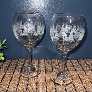 2 ~ Libbey Vintage 1980s Arby's Pines Winter Wonderland Christmas Wine Glasses